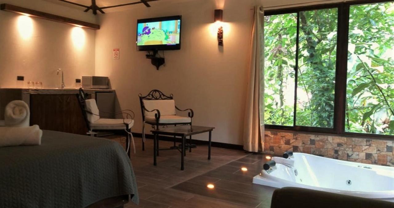 Tropical Suites & Villas La Fortuna Ngoại thất bức ảnh